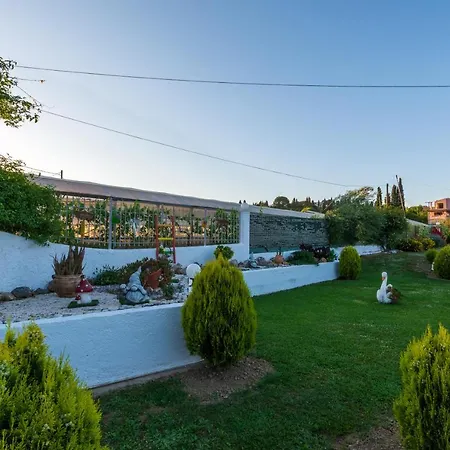 Aristotelis - Kanalia,corfu * Kastanéa